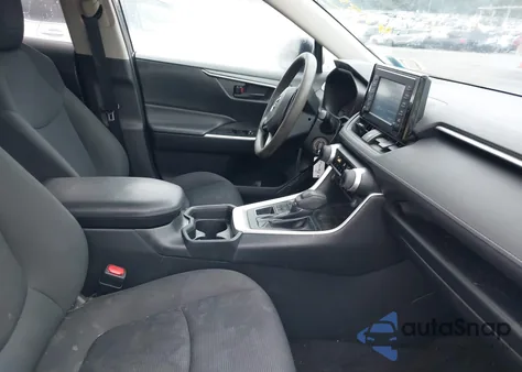 2019 Toyota Rav4 Le z USA, uszkodzony, nr VIN 2T3F1RFV0KW063127